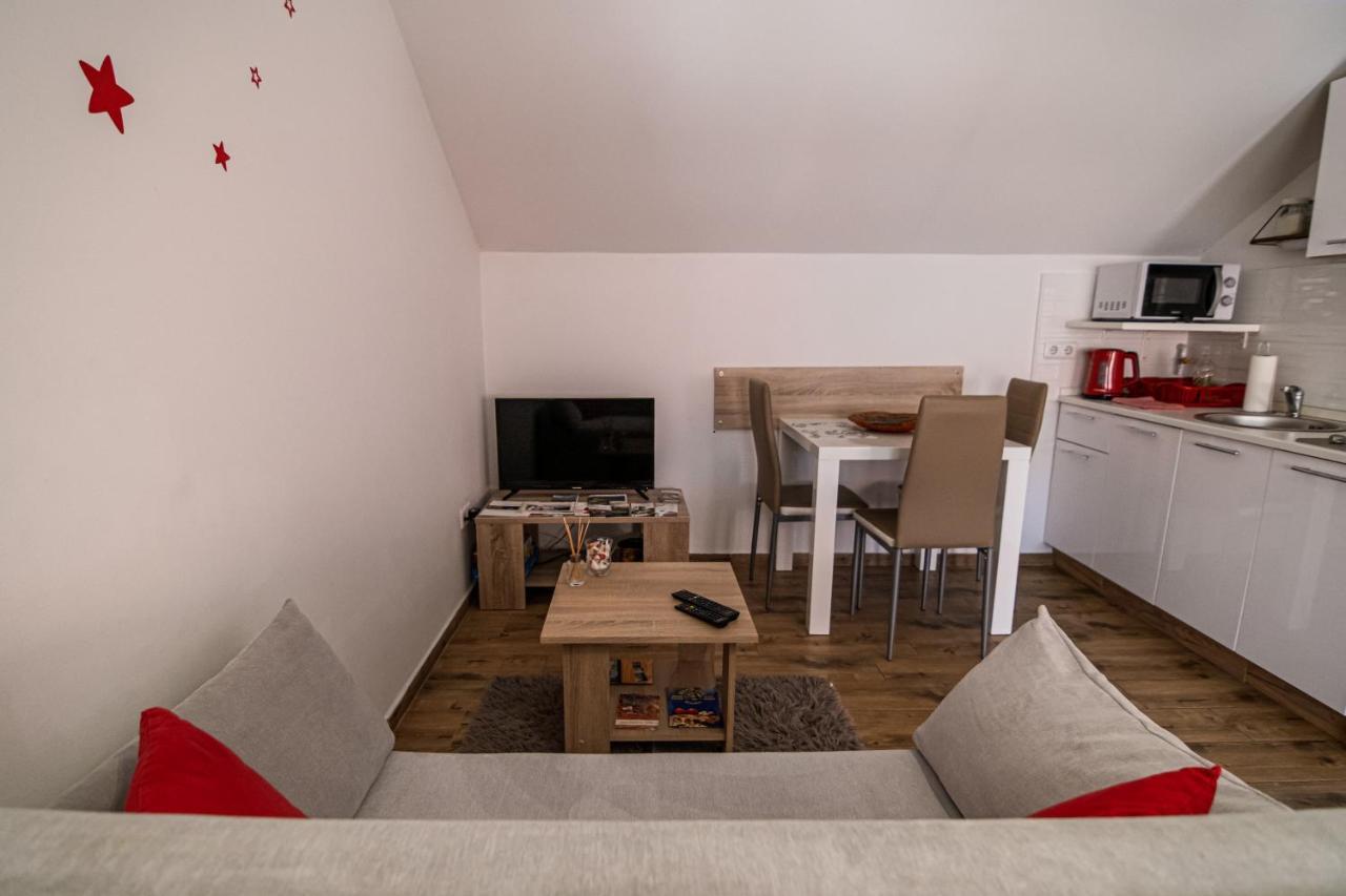 Sunny Day Apartments Sveta Nedjelja  Екстер'єр фото