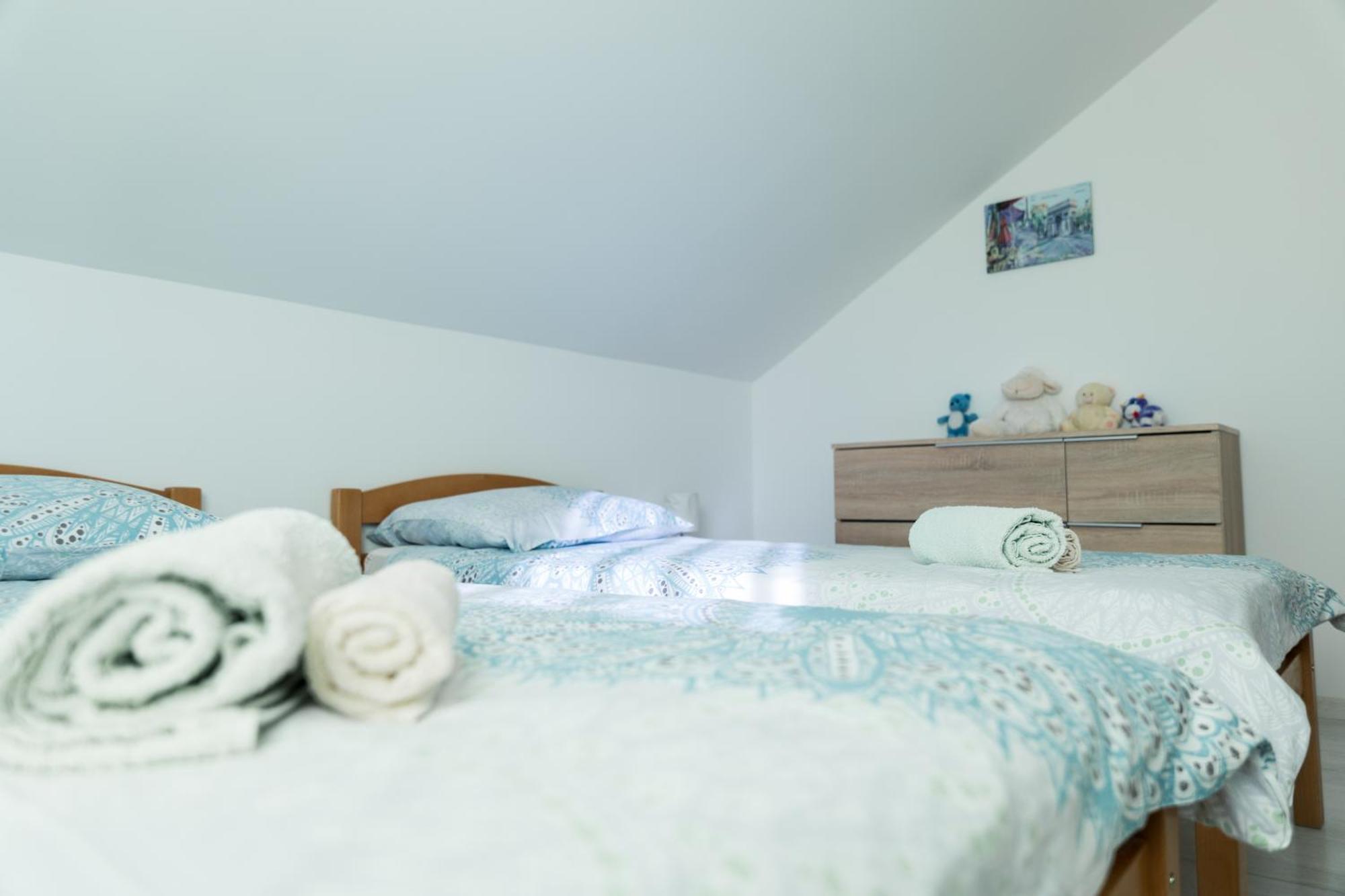 Sunny Day Apartments Sveta Nedjelja  Екстер'єр фото